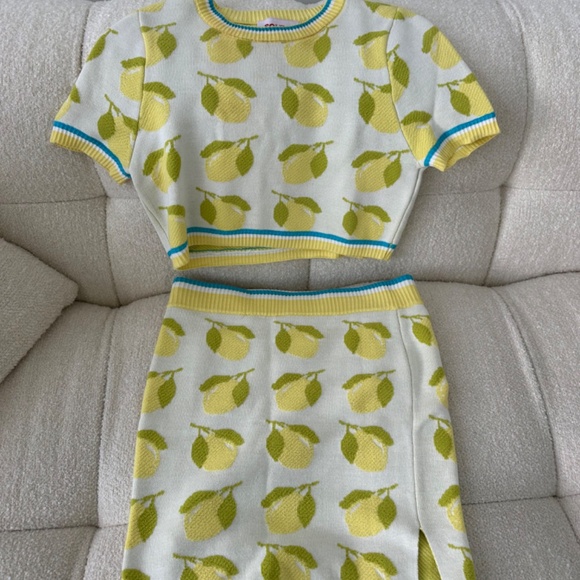 Solid & Stripe Matching Lemon June Set - Picture 3 of 5